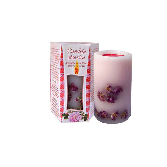 Kerze mit Ätherischem Öl und Rosenblüten